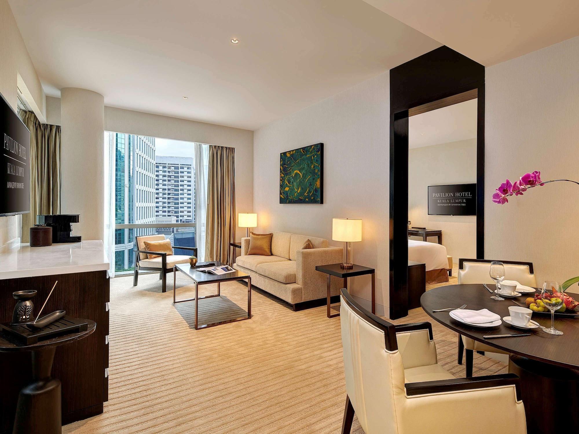 Pavilion Hotel Kuala Lumpur Managed By Banyan Tree Zewnętrze zdjęcie A suite at the hotel